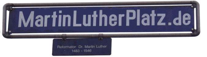 Strassen-Schild MartinLutherplatz